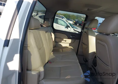 2011 Chevrolet Silverado K1500 Ltz from USA, damaged, VIN 3GCPKTE37BG158542